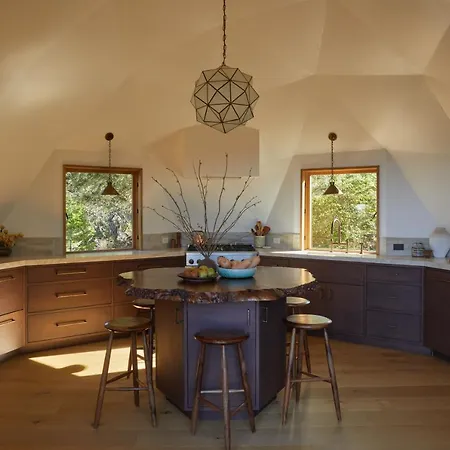 Sequoia Vista Villa